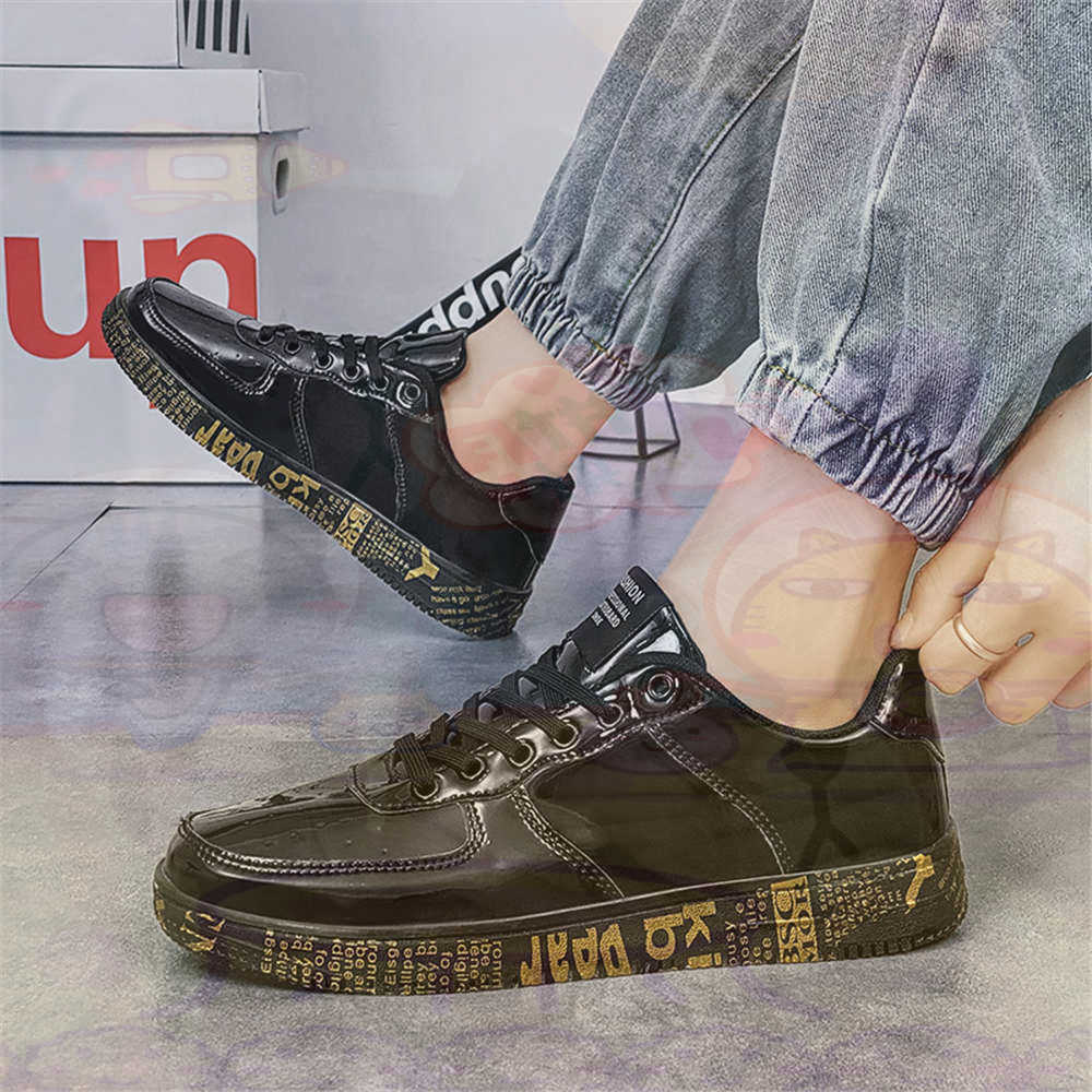 Round Foot Size 45 Sneakers Wh - Tech Accessories To Buy recensie en prijs